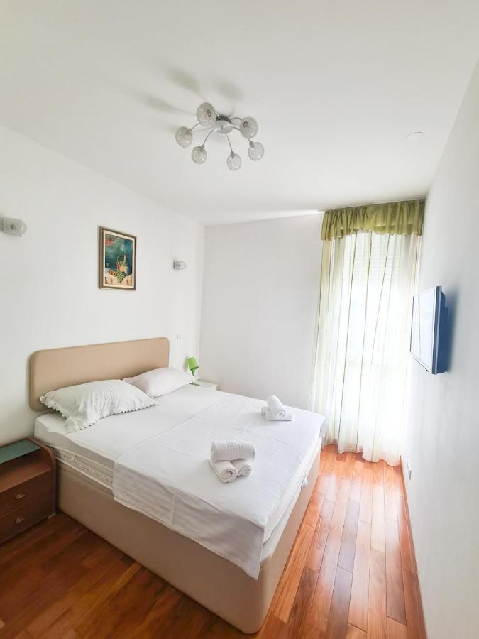 Apartment Azure *Close To The Beach Split Kültér fotó